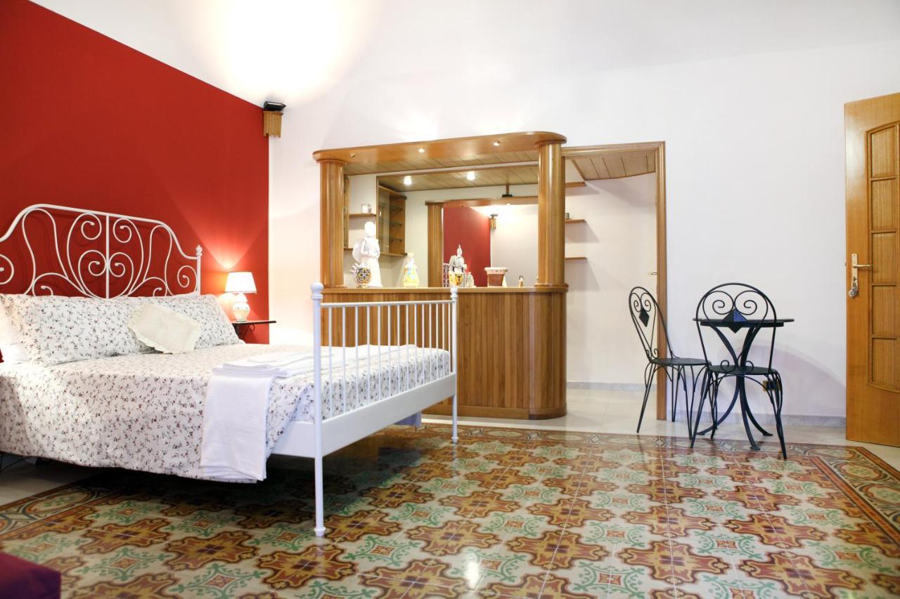 B&B Maia House Санто-Стефано-ді-Камастра Екстер'єр фото